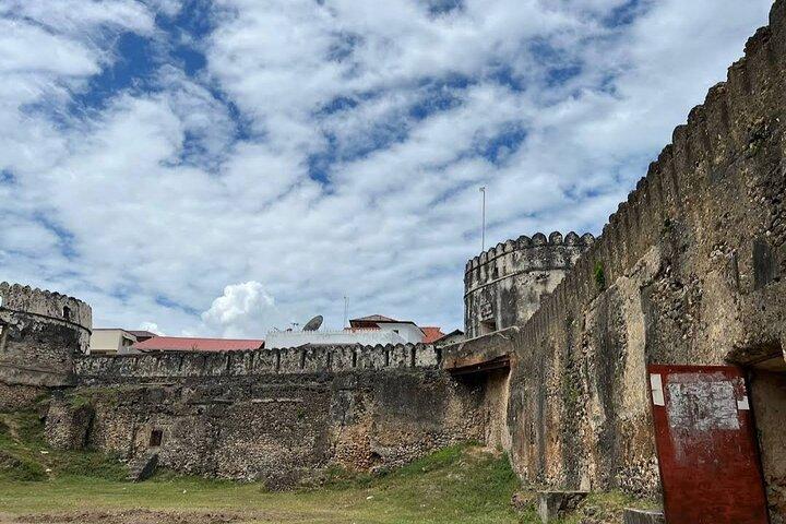 Prison Island Nakupenda and Stone Town Private Tour with Lunch