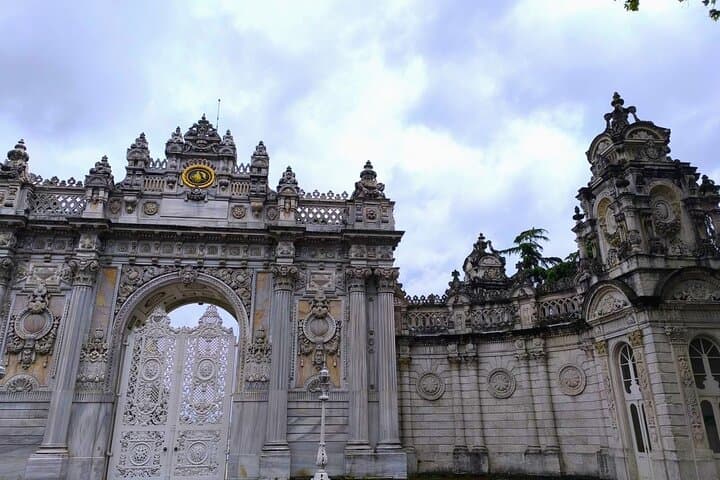 Istanbul: Dolmabahce Palace Entry Ticket