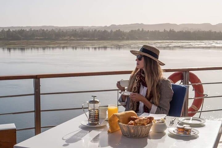 Standard Nile Cruise 4 nights from Luxor to Aswan