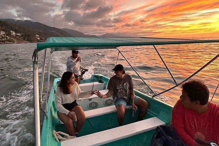 Bioluminescence & sunset local boat tour to Los Arcos Sanctuary