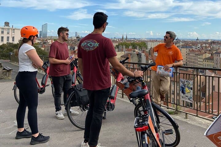 3h - Electric Bike Tour of Lyon with a Local Guide