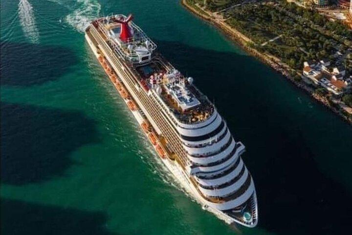 Shuttle Service for Groups and Families in Port of Miami