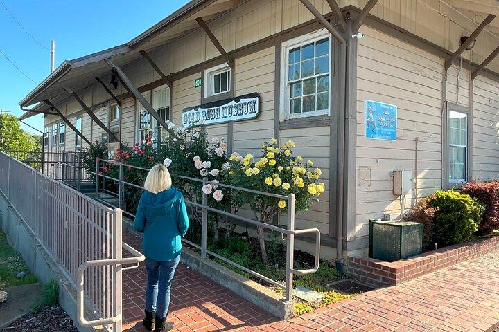 A Highway 49 Drive: A Self-Guided Audio Tour from Auburn to Placerville