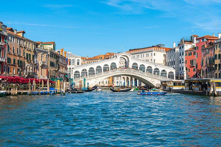 Venice City Center Guided Walking Tour - Semi-Private 12ppl Max