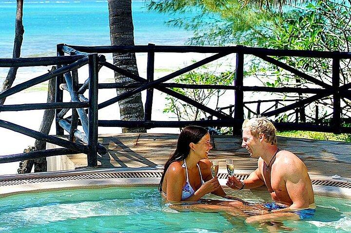 10 Days Kenya Honeymoon Safari on 4x4 Land CruiserJeep