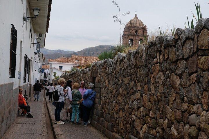 Cusco Walking tour and Koricancha Temple of the inkas tour