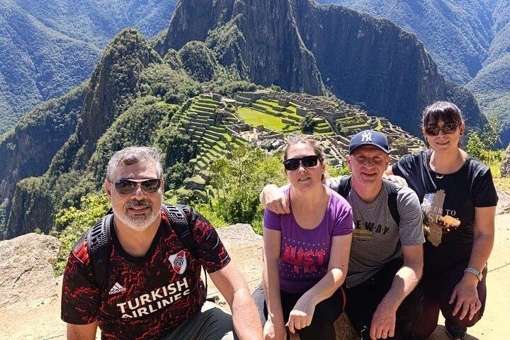 2-Day Sacred Valley & Machu Picchu Tour by Train from Cusco