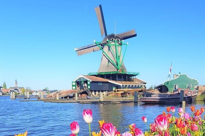 Zaanse Schans Giethoorn Private Tour from Amsterdam Canal Cruise