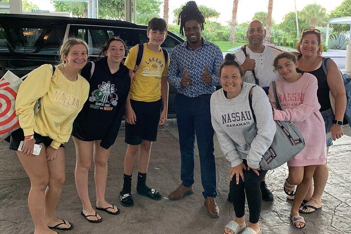 Bahamas Private Roundtrip Transportation