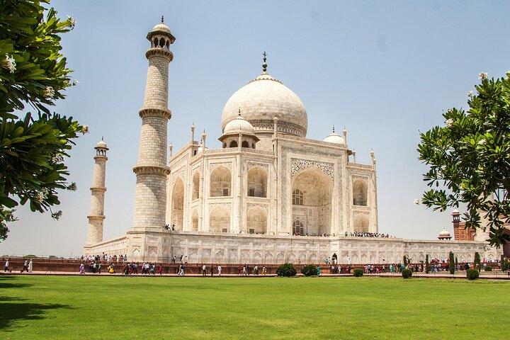Sunrise/Sameday Taj Mahal & Agra city Tour From Delhi