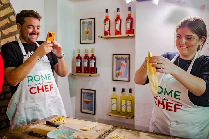 Rome Tipsy Cooking Class: Make Pasta and Mix 3 Spritz Cocktails