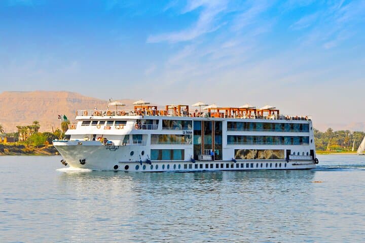 Luxury 5 Days Nile River Cruise from Luxor to Aswan with Guide