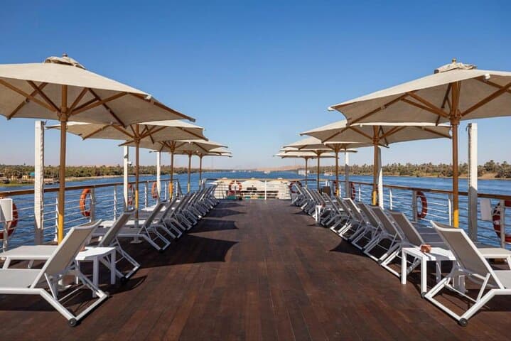 Luxury 5 Days Nile River Cruise from Luxor to Aswan with Guide