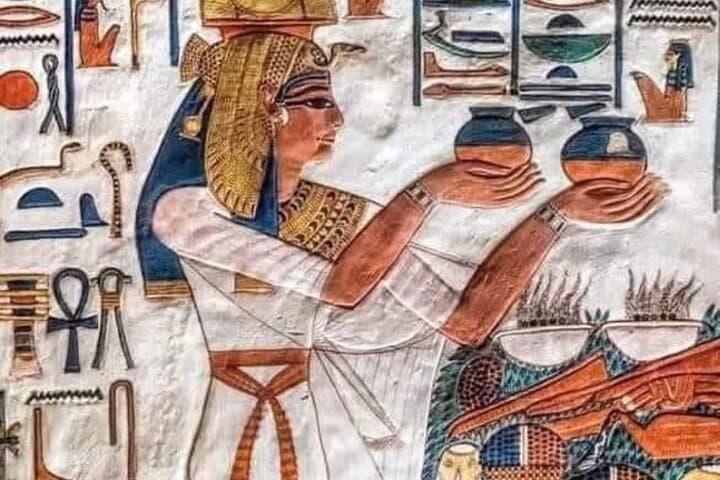 Luxor Day Tour with Queens Nobles Artisans Valley Habu Temple