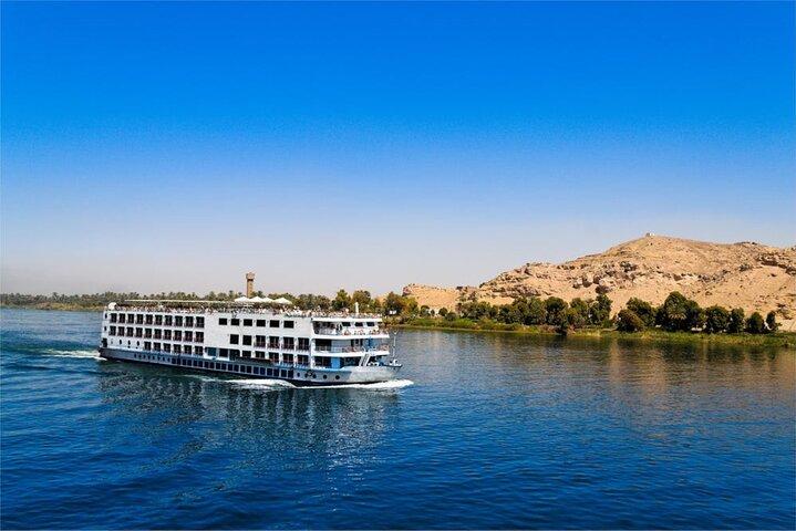 5-Day Nile Cruise from Luxor with Balloon and Abu simbel