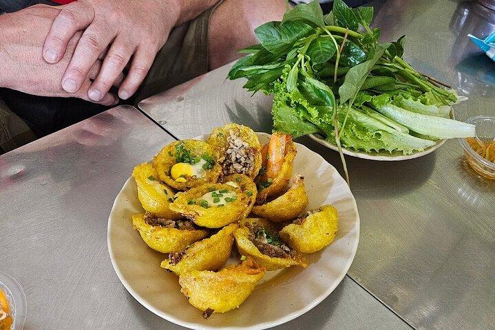 Amazing Ho Chi Minh Motorbike by Night Street Food Tour