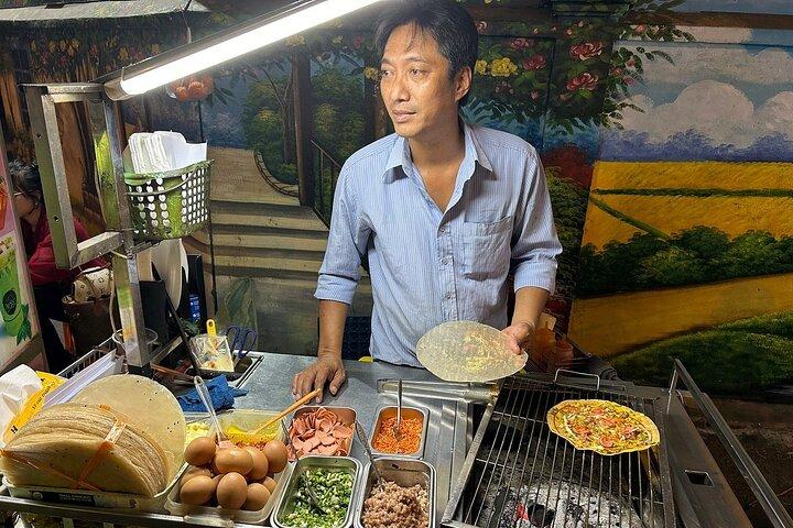 Amazing Ho Chi Minh Motorbike by Night Street Food Tour