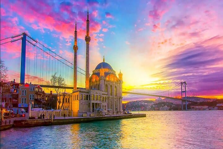 Private Yacht Istanbul Sightseeing or Special Occasion