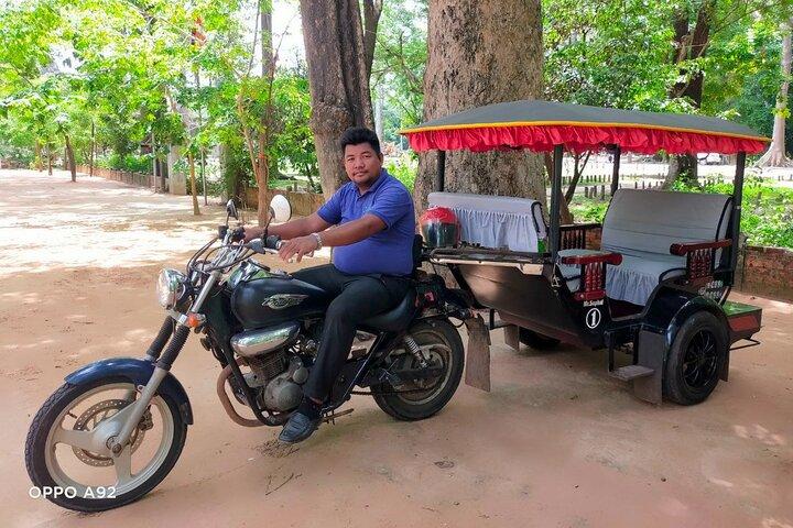 Angkor Wat Private Tour by Tuk-Tuk with English Speaking Driver