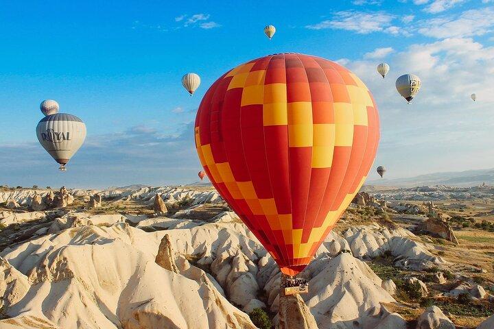 Göreme Cappadocia Hot Air Balloon Sunrise Flight