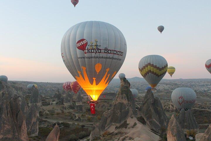 Göreme Cappadocia Hot Air Balloon Sunrise Flight