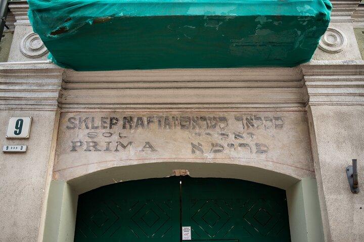Explore the old Jewish parts of Vilnius with a Local