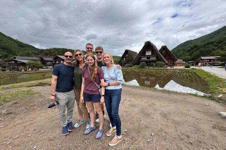 Private Tour of Shirakawago from Kanazawa (Half Day)