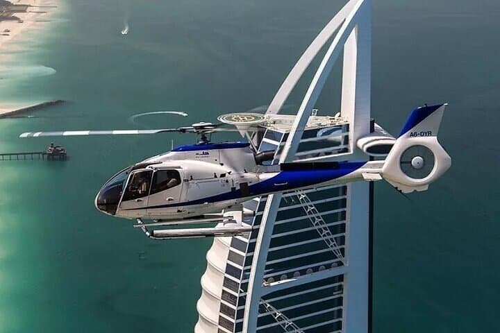 Helicopter Tour in Dubai with optional transport