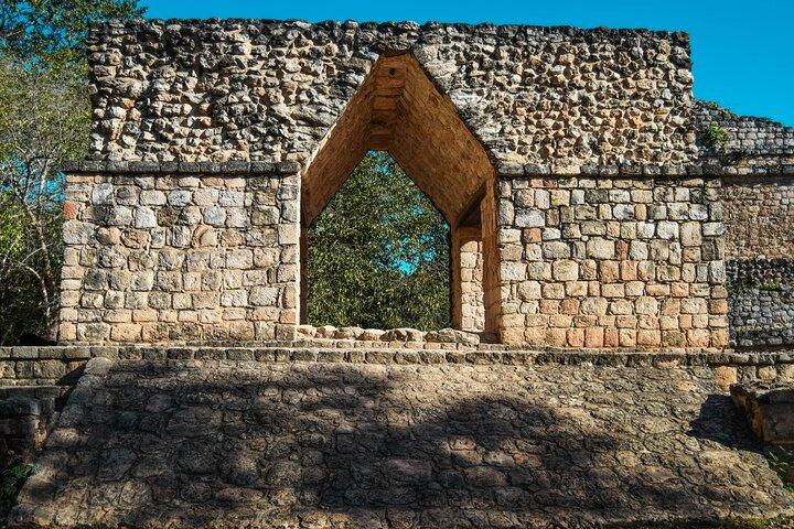 Explore the Mayan Ruins of Ek Balam, Valladolid and Sacred Cenote