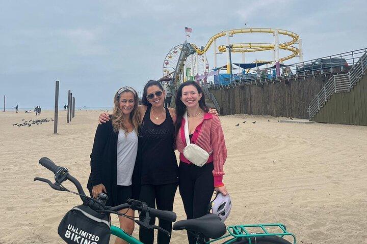Santa Monica and Venice Beach Electric Bike Tour