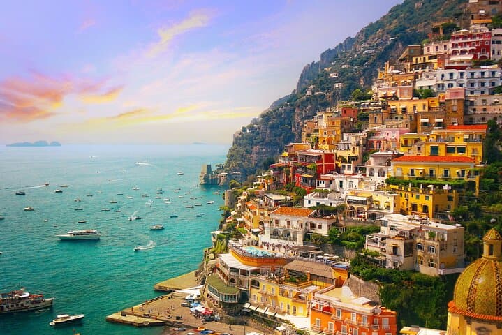From Naples: COASTLINE TOUR BY BOAT to Amalfi and Positano.