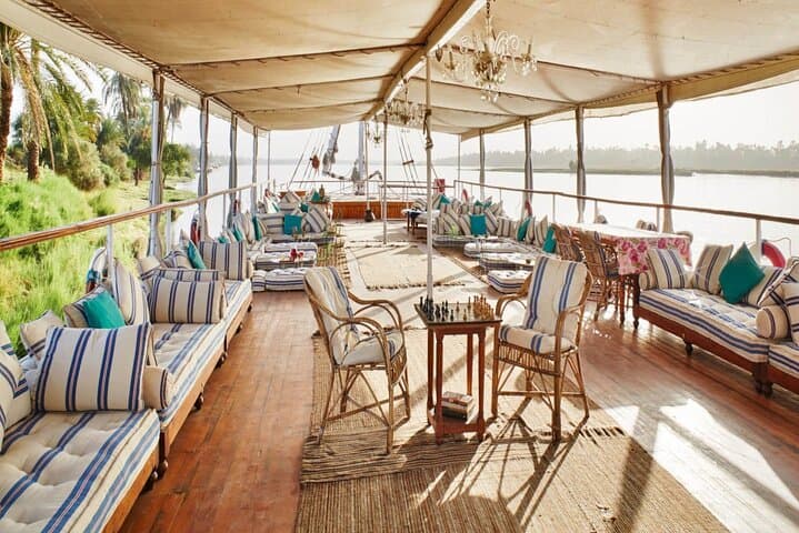 4-Night Luxurious Dahabiya Nile Cruise from Luxor to Aswan