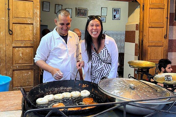 Casablanca Evening Food Tour with 10Tastings & Traditional Dinner