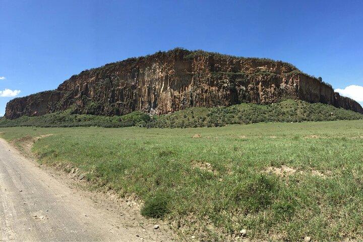 Day Tour to Hell’s Gate National Park And Lake Naivasha
