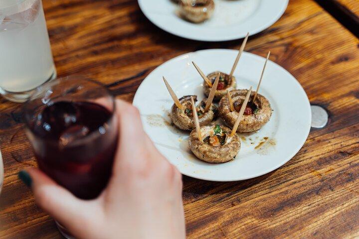 Madrid: Private Tapas & Wine Food Walking Tour in La Latina