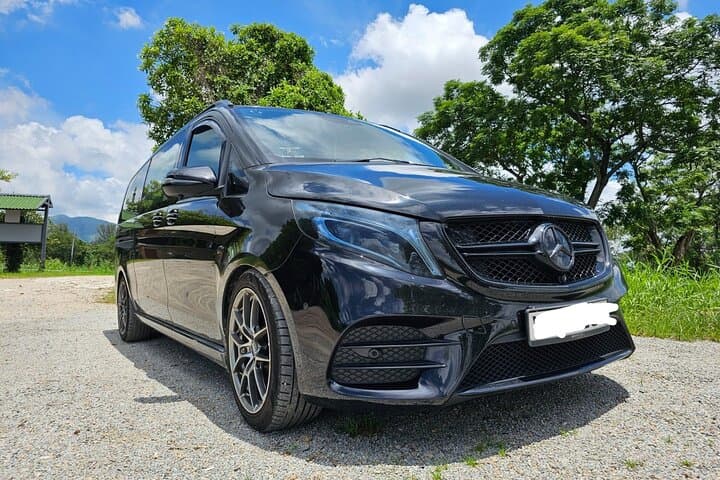 AIRPORT TRANSFER service Kowloon with Mercedes Benz