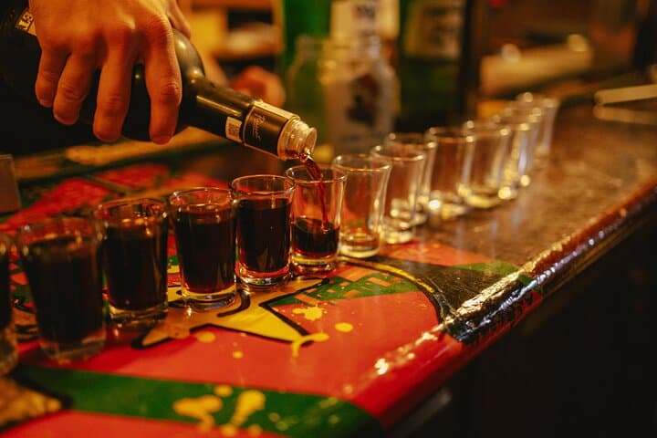 Private Barcelona Nightlife & Hidden History Tour with Drinks