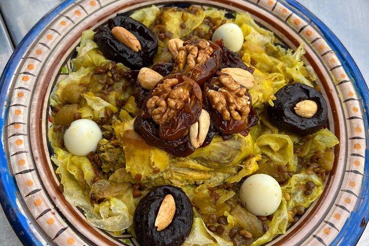 Local Culinary Experience Cooking Henna and Traditional Dress