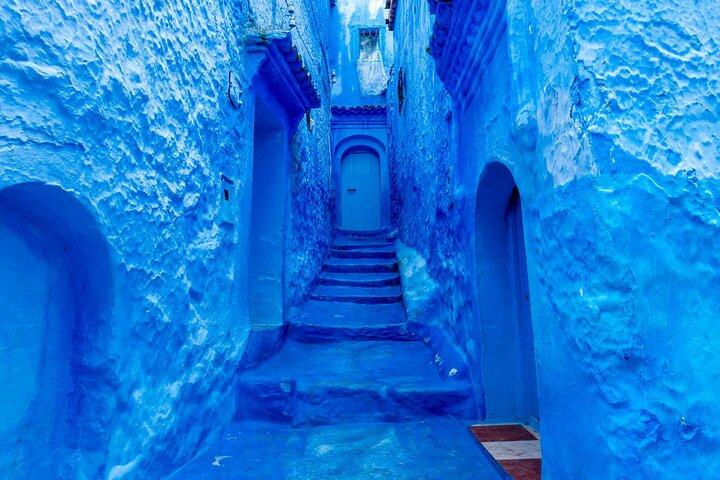 Full day tour from Casablanca to the blue city Chefchaouen