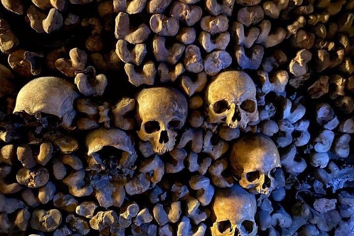 Rome: Catacombs for Kids Private Family Tour with Capuchins Crypt