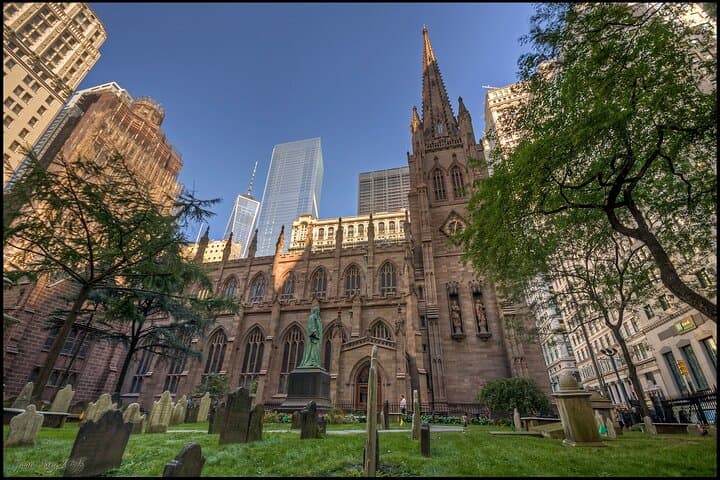Wall Street, 9/11 Memorial and Lower Manhattan Walking Tour NYC