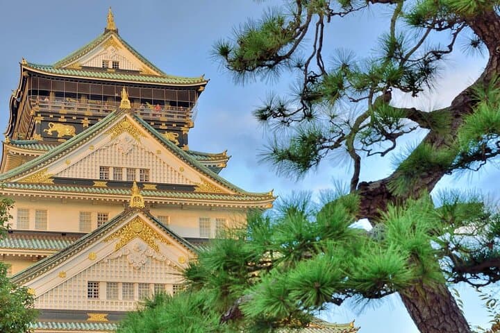 Skip the line Admission Ticket to Osaka Castle Museum