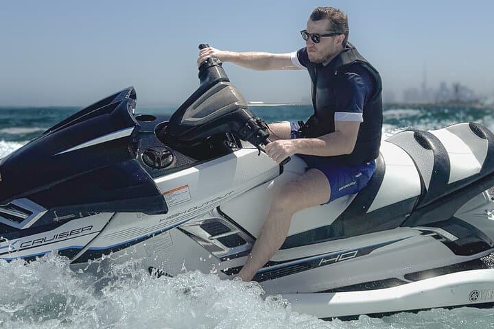 Best Morning Deal: 30-Minute JetSki Tour of Burj Al Arab in Dubai