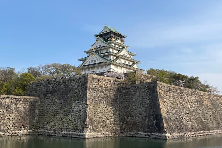 Osaka Castle Tower Guided Tour in 90 Minutes - Group Tour