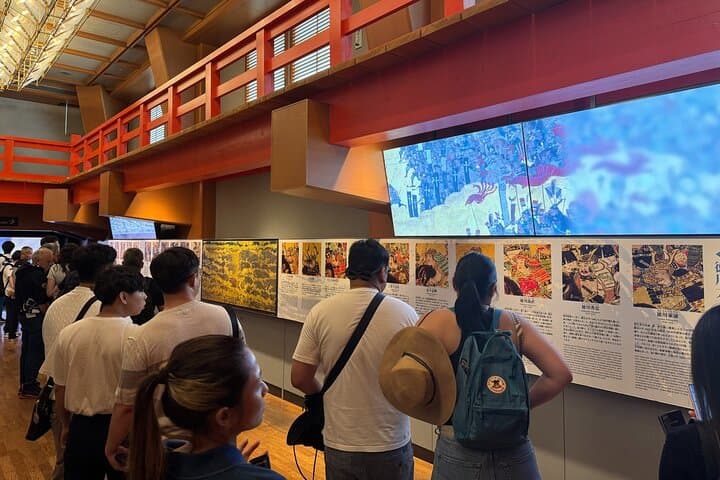 Osaka Castle Tower Guided Tour in 90 Minutes - Group Tour
