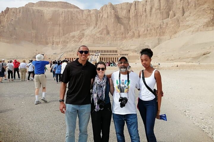 5-Days Nile Cruise sails Luxor to Aswan &Abu Simbel. Opt. Balloon