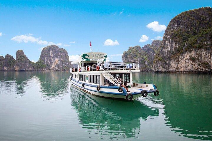 Discover Bai Tu Long Bay with La Muse Day Cruise