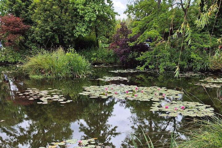 Private Tour in Giverny with Transport from Paris
