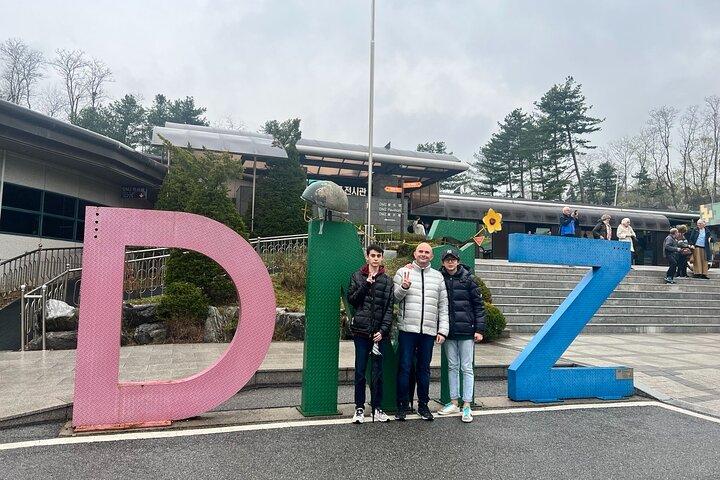DMZ One Day Tour in Gyeonggi-do with English or Spanish
