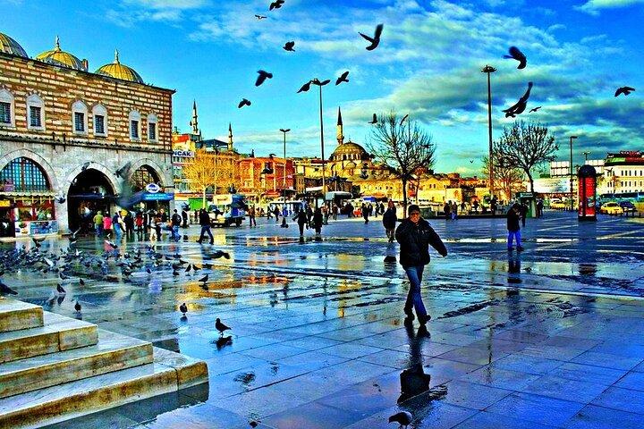Istanbul Two Continents Tour by Bus & Boat